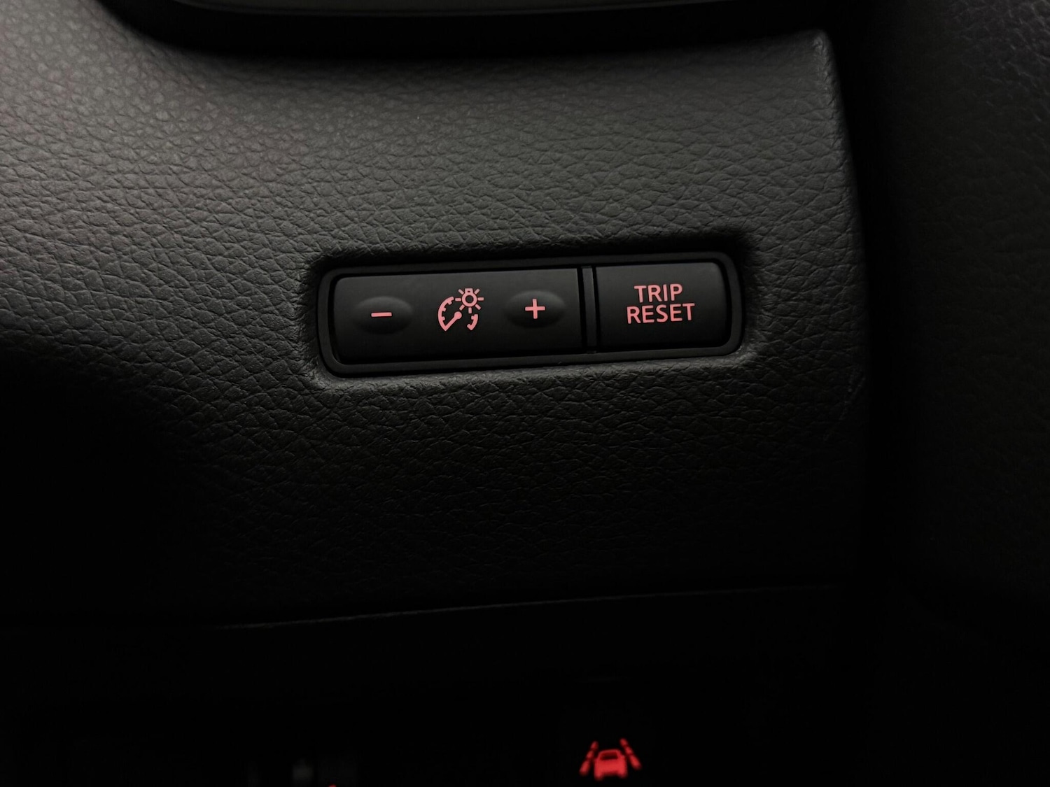 Used Nissan Qashqai 2018 for sale - 77182373: Photo 28