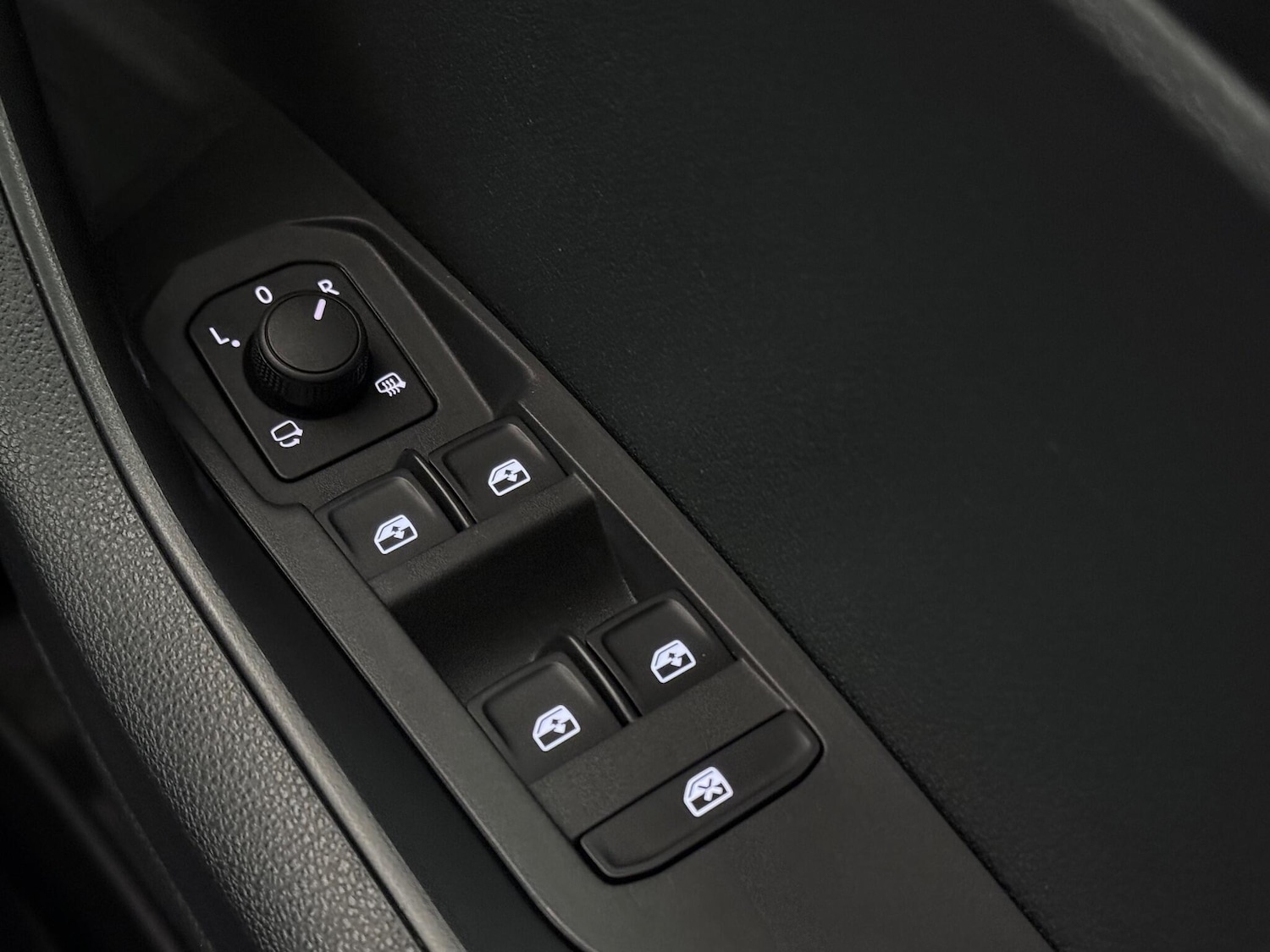 Used Skoda Karoq 2023 for sale - 77182964: Photo 17