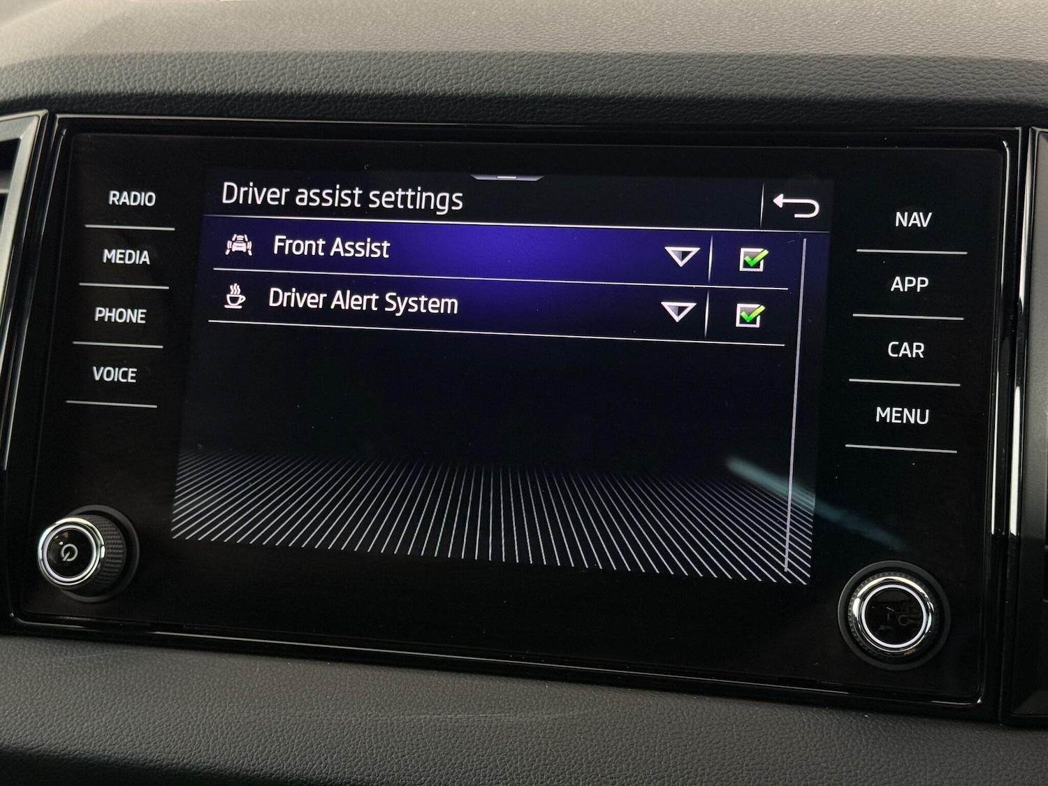 Used Skoda Karoq 2023 for sale - 77182964: Photo 29