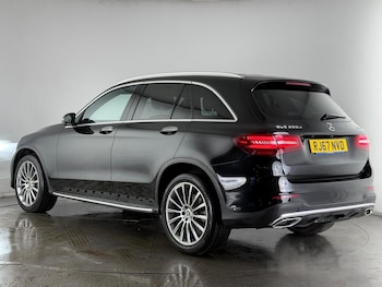 Used Mercedes-Benz GLC 2018 for sale - 77260017: Photo