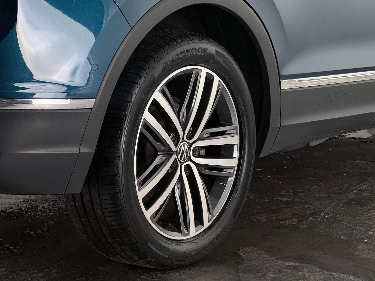 Used Volkswagen Tiguan 2021 for sale - 77243240: Photo 8