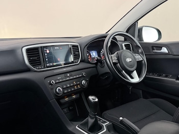 Used Kia Sportage 2021 for sale - 79388886: Photo