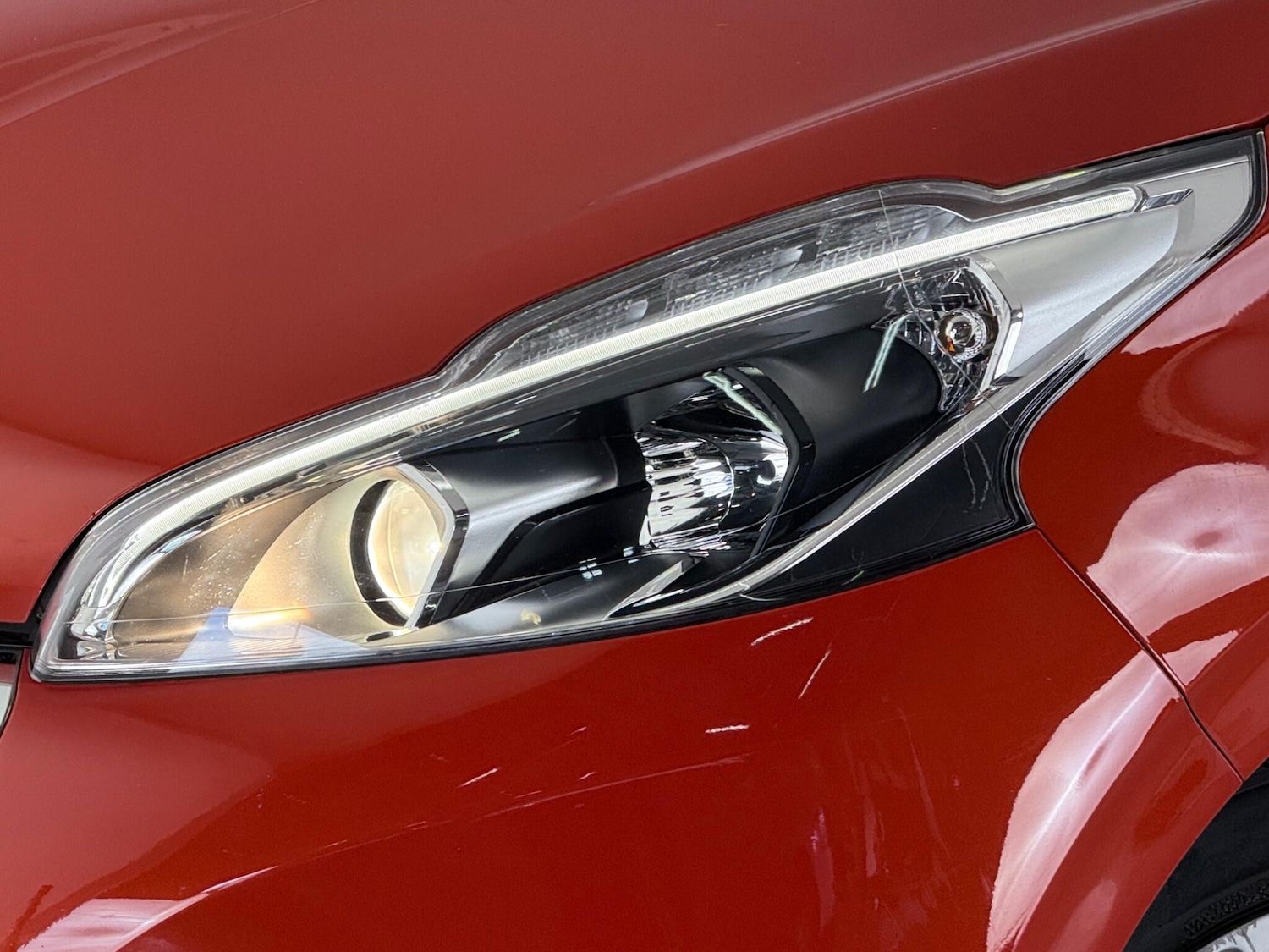 Used Peugeot 208 2019 for sale - 76467325: Photo 8