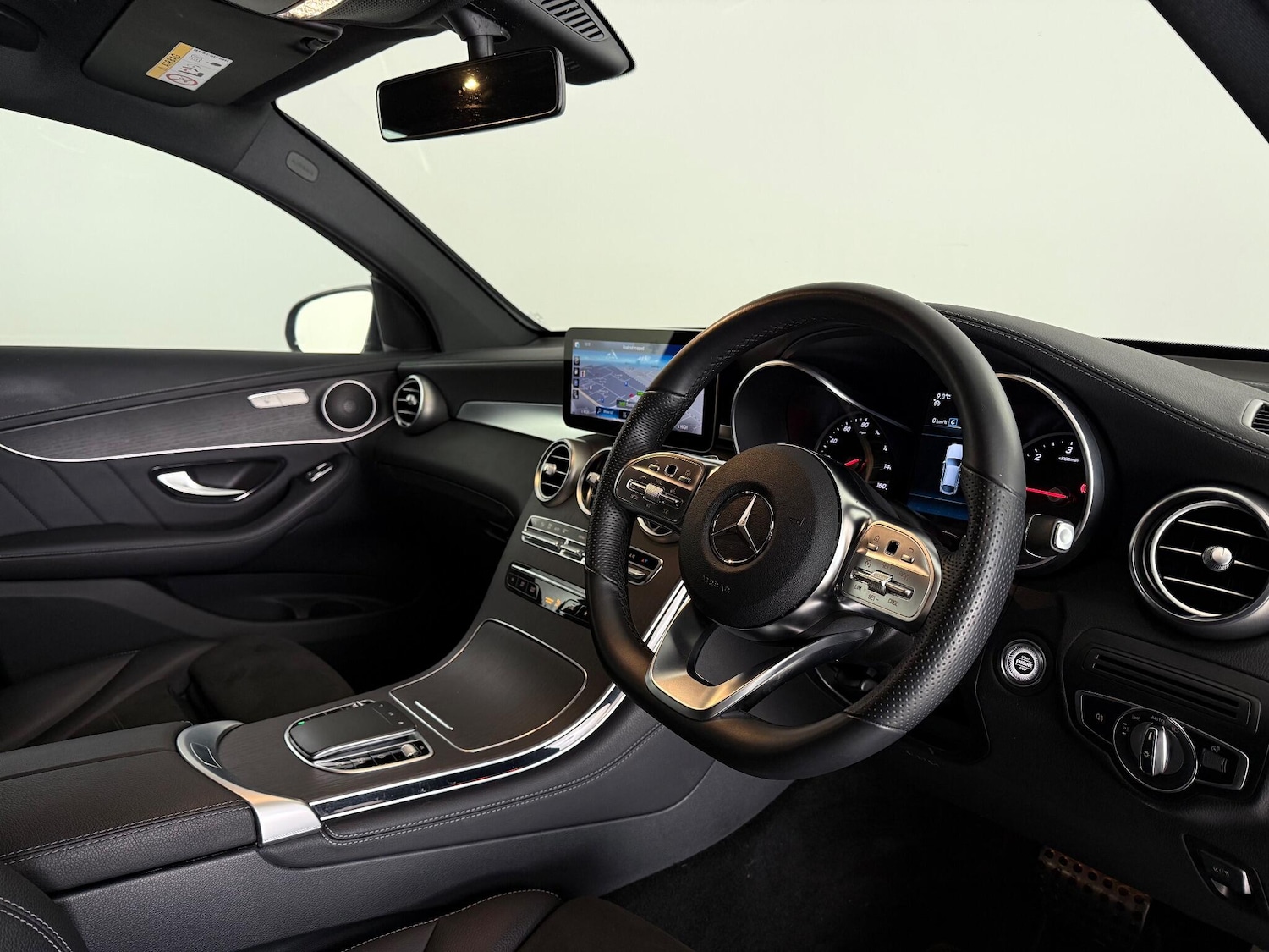 Used Mercedes-Benz GLC 2020 for sale - 76646160: Photo 16