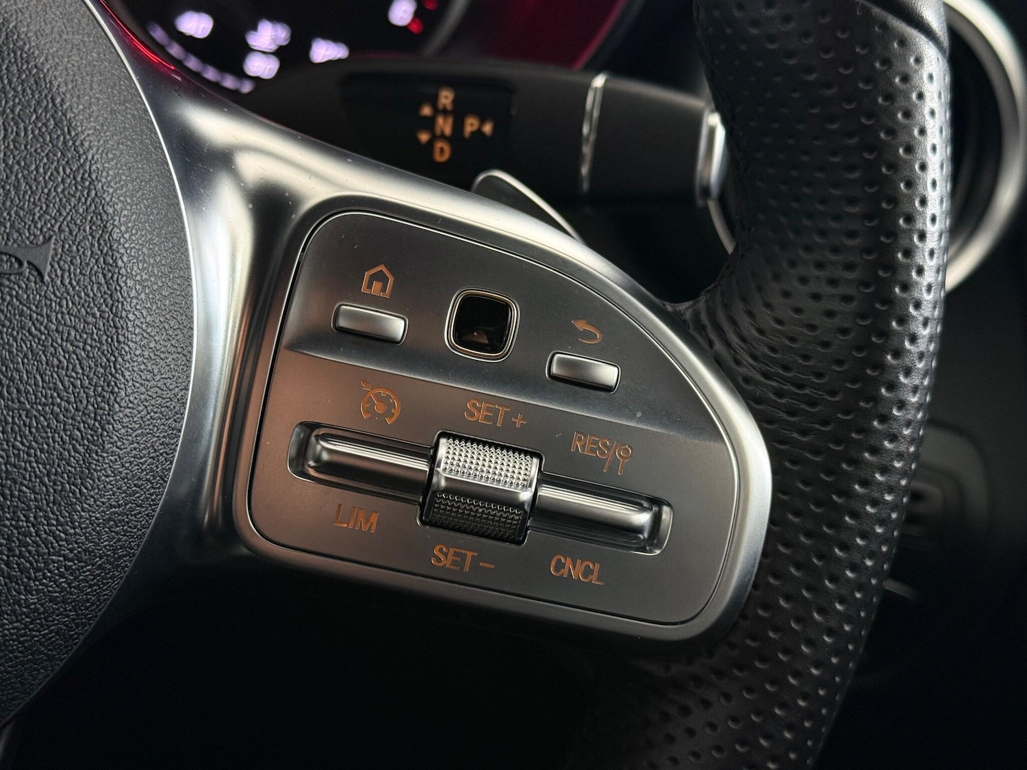 Used Mercedes-Benz GLC 2020 for sale - 76646160: Photo 27