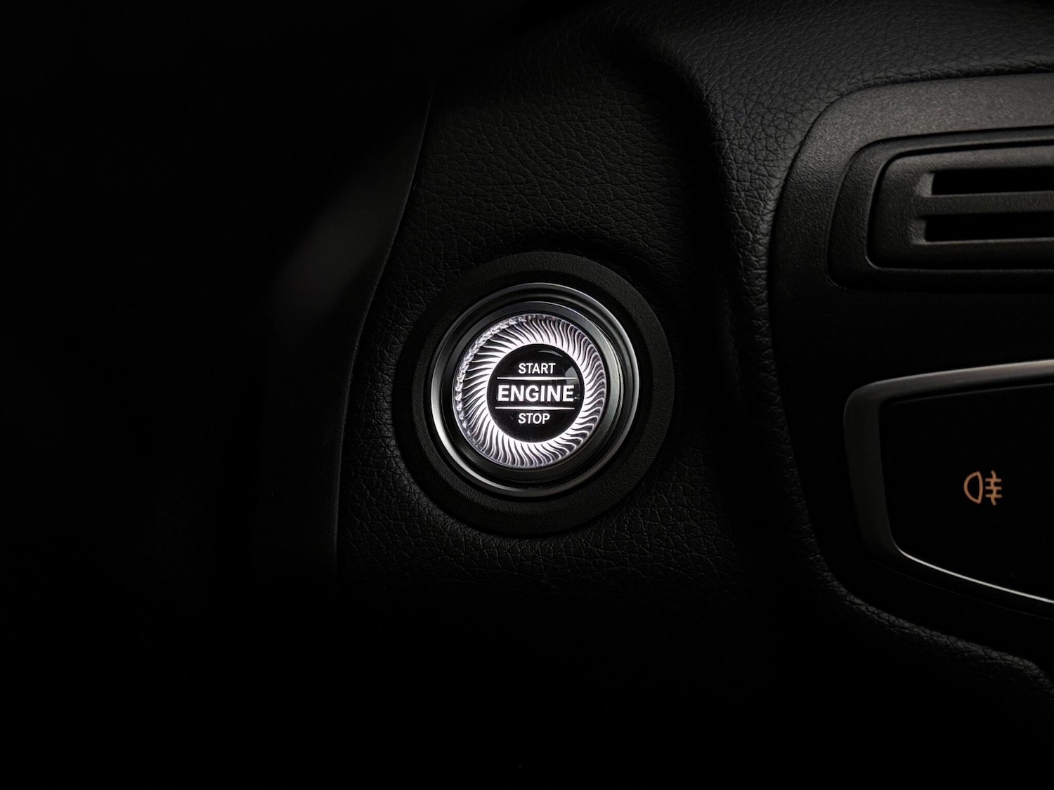 Used Mercedes-Benz GLC 2020 for sale - 76646160: Photo 29