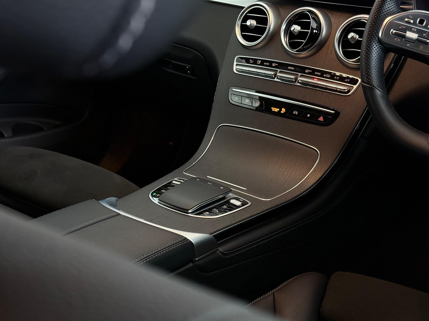 Used Mercedes-Benz GLC 2020 for sale - 76646160: Photo 33