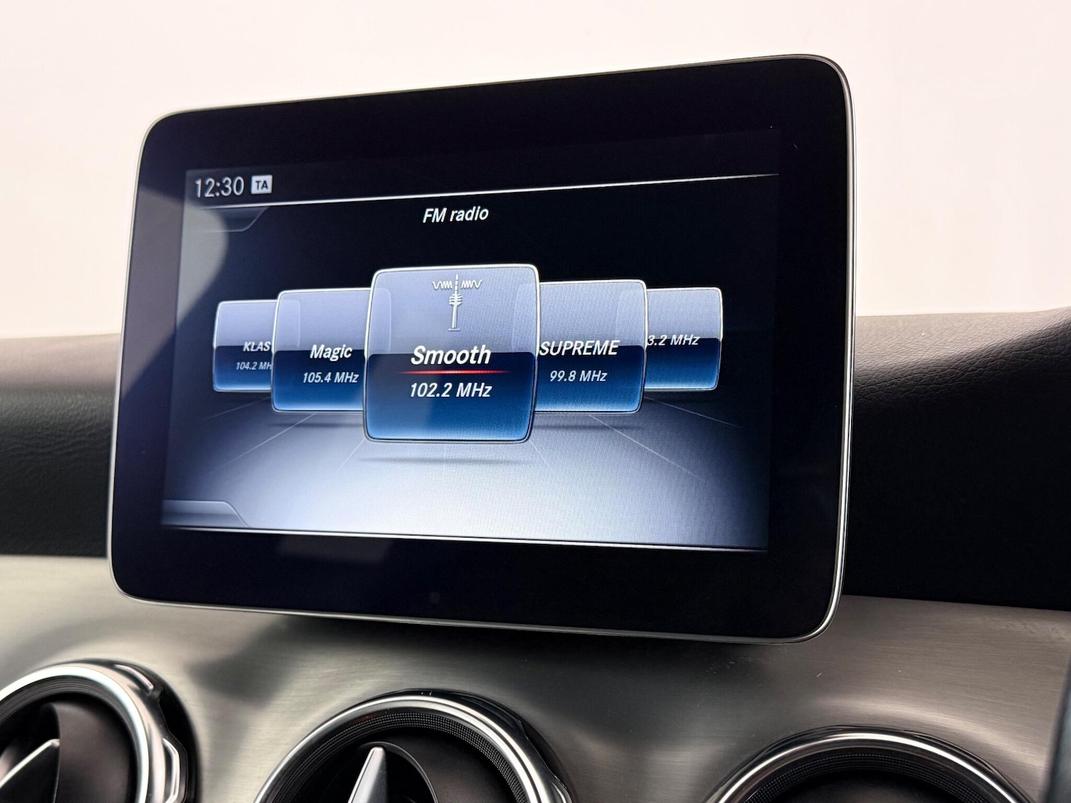 Used Mercedes-Benz GLA 2018 for sale - 77222023: Photo 25