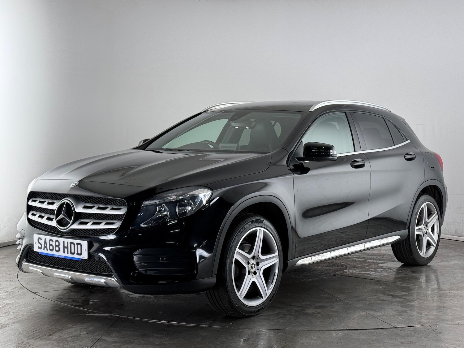 Used Mercedes-Benz GLA 2018 for sale - 77222023: Photo 3