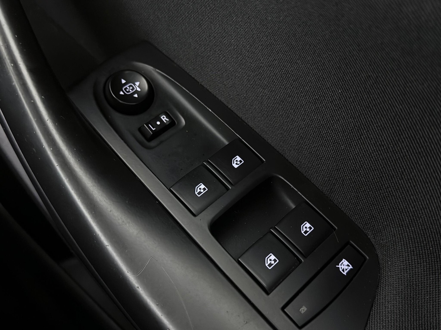 Used Vauxhall Astra 2016 for sale - 77946926: Photo 25