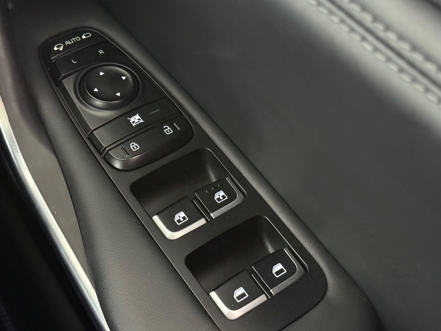 Used Kia Stinger 2019 for sale - 77216524: Photo 19