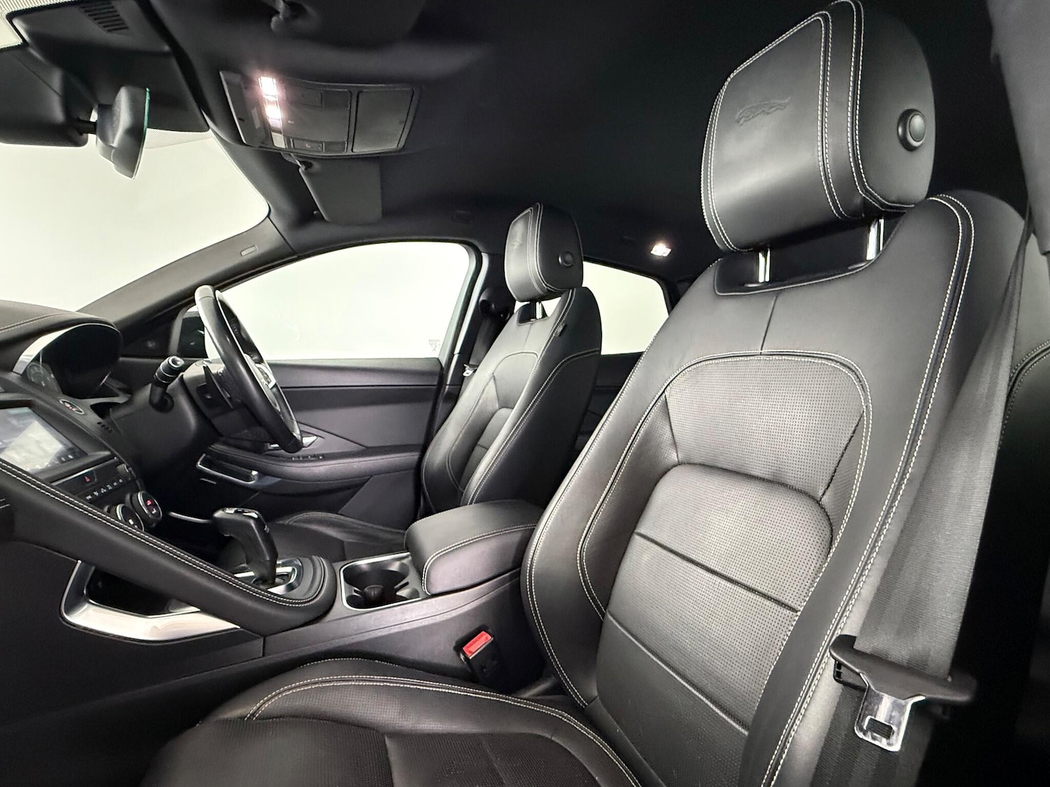 Used Jaguar E-Pace 2018 for sale - 77246683: Photo 13