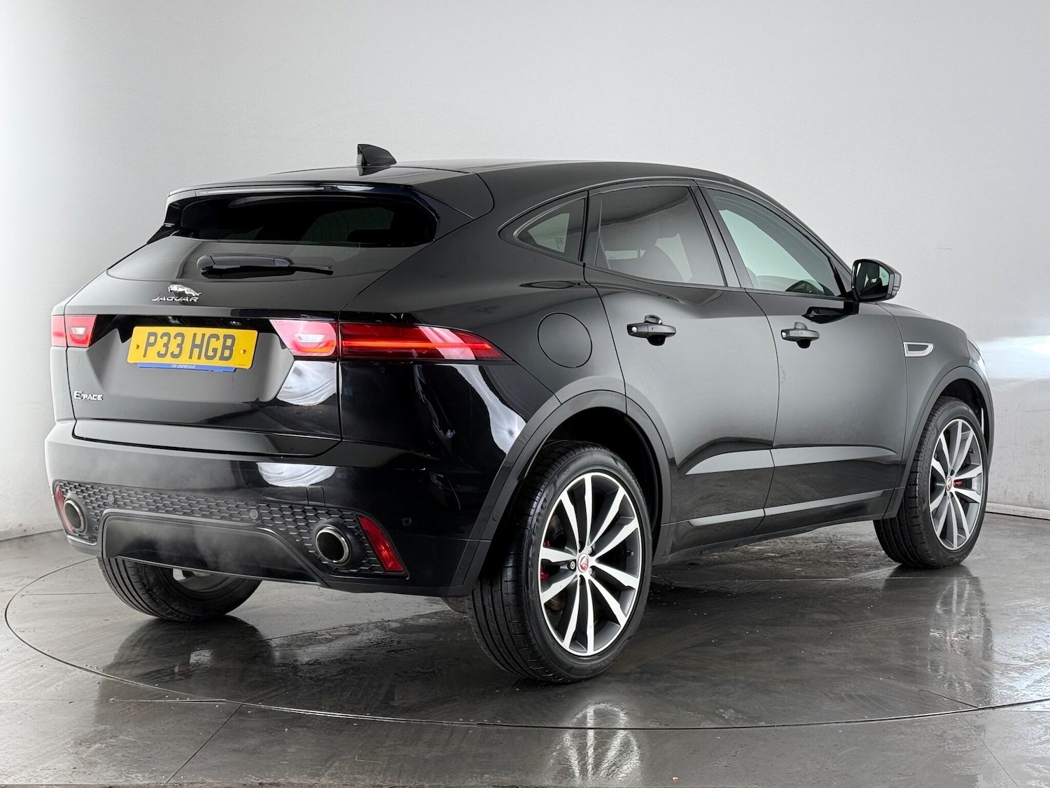 Used Jaguar E-Pace 2018 for sale - 77246683: Photo 4