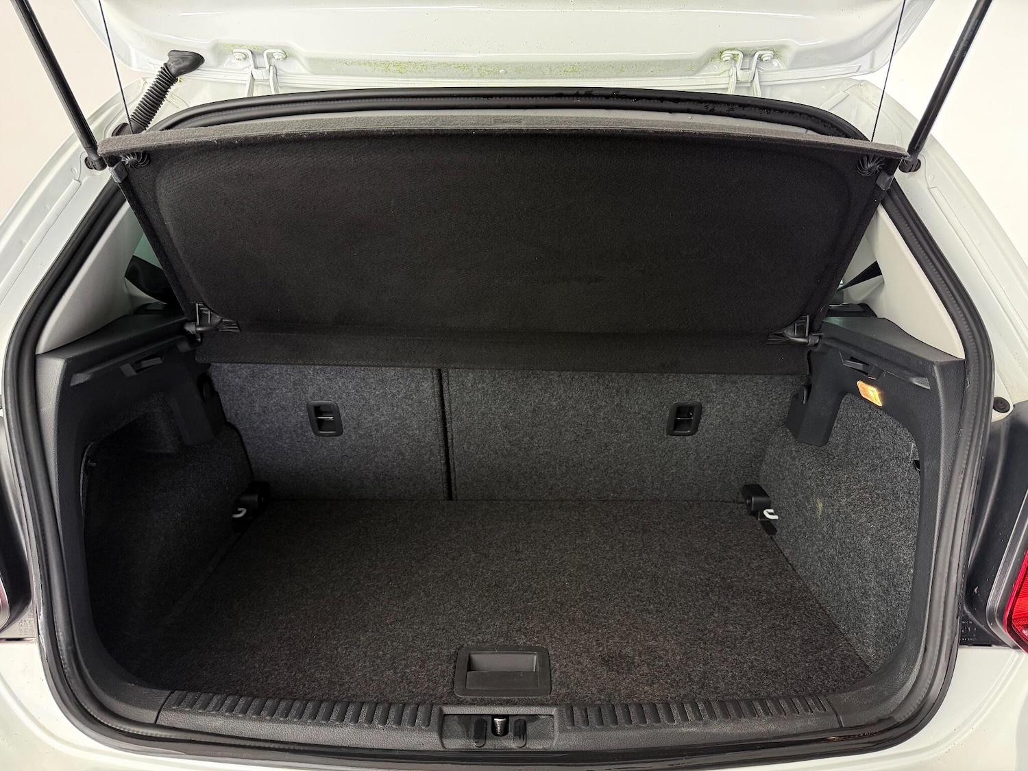 Used Volkswagen Polo 2017 for sale - 77243348: Photo 10