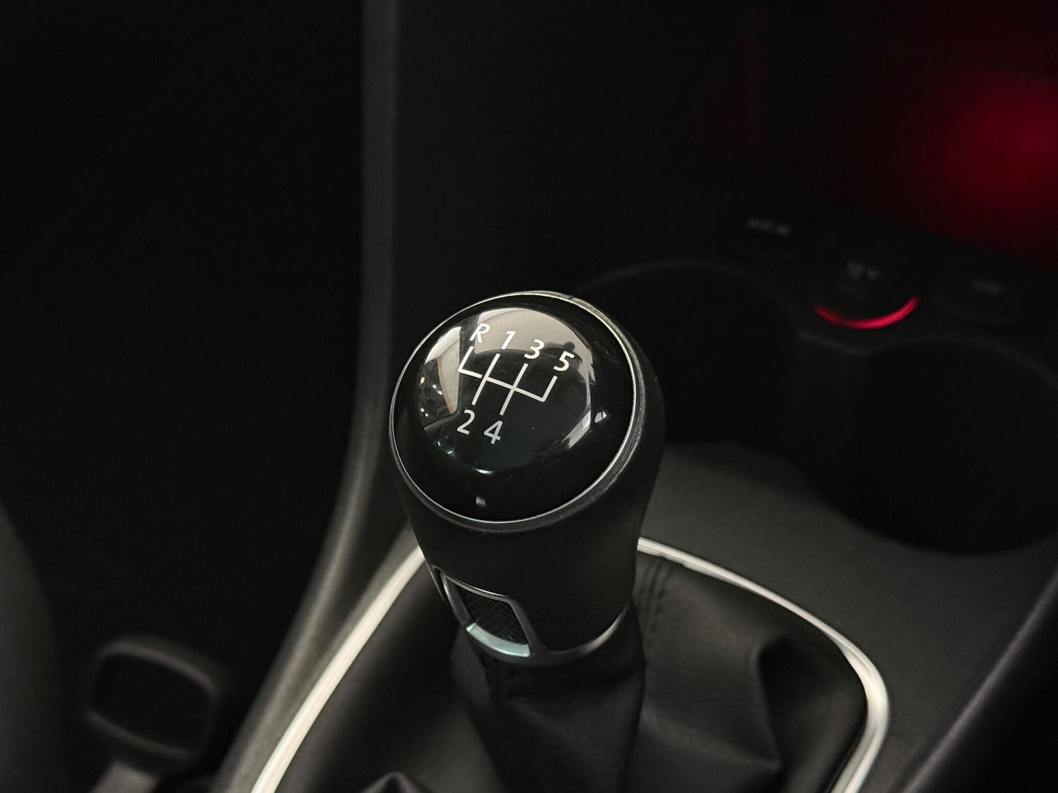 Used Volkswagen Polo 2017 for sale - 77243348: Photo 34