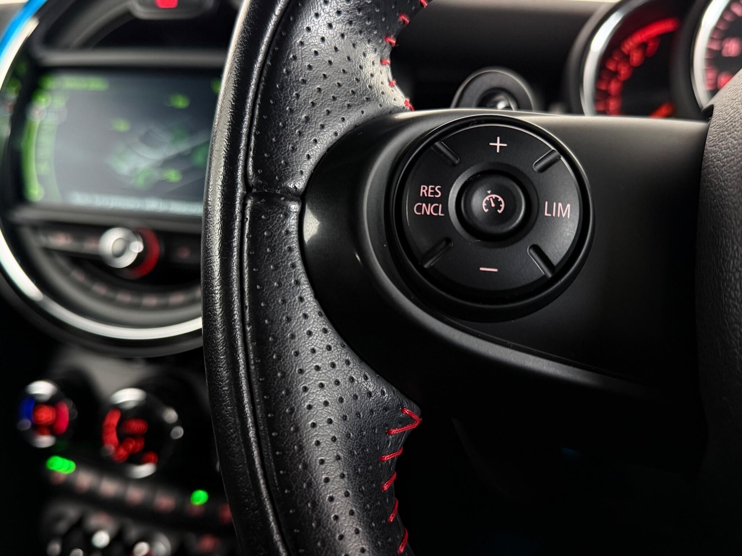 Used MINI Convertible 2017 for sale - 77222124: Photo 17