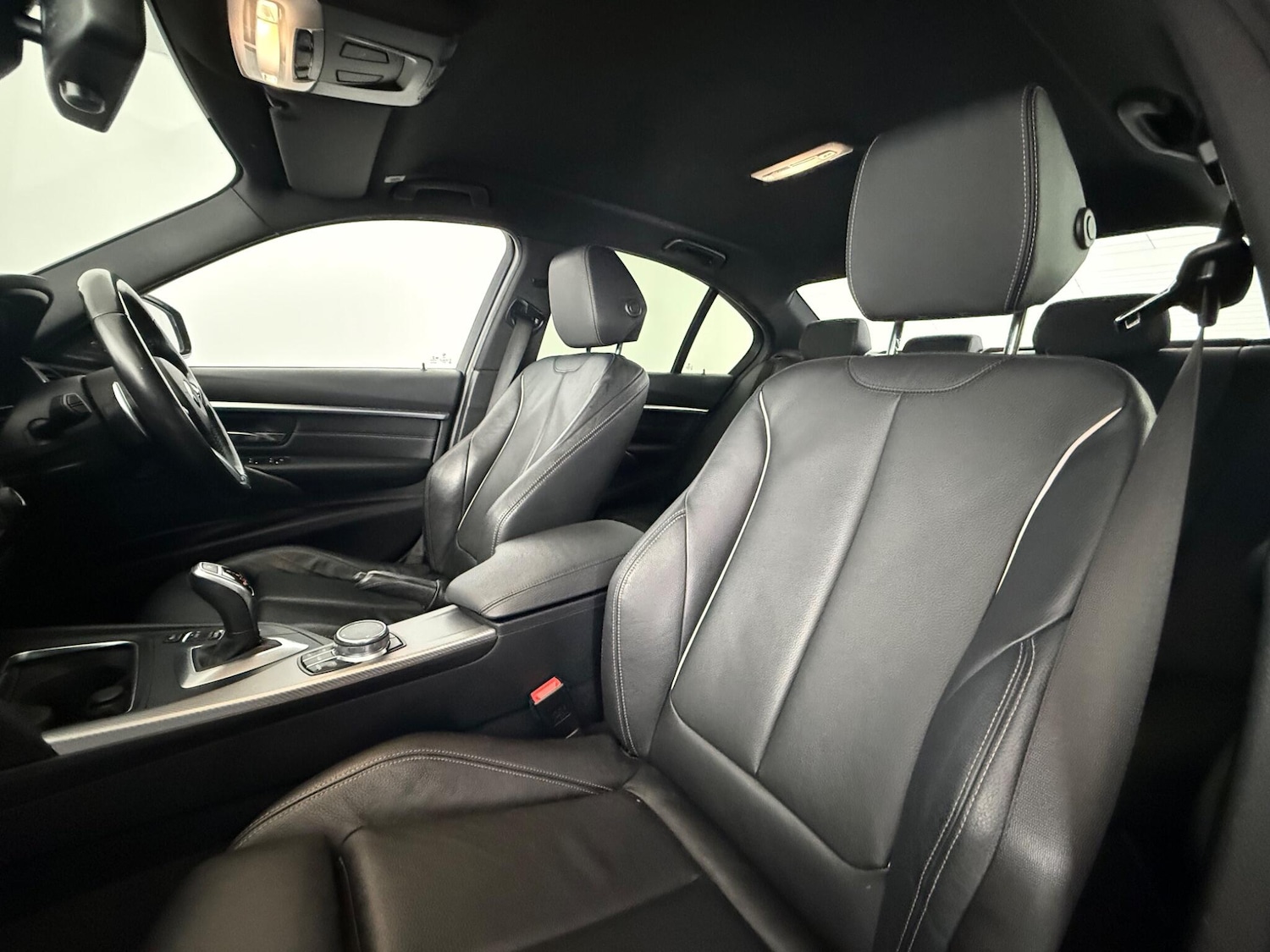 Used BMW 3 Series 2018 for sale - 77387822: Photo 12