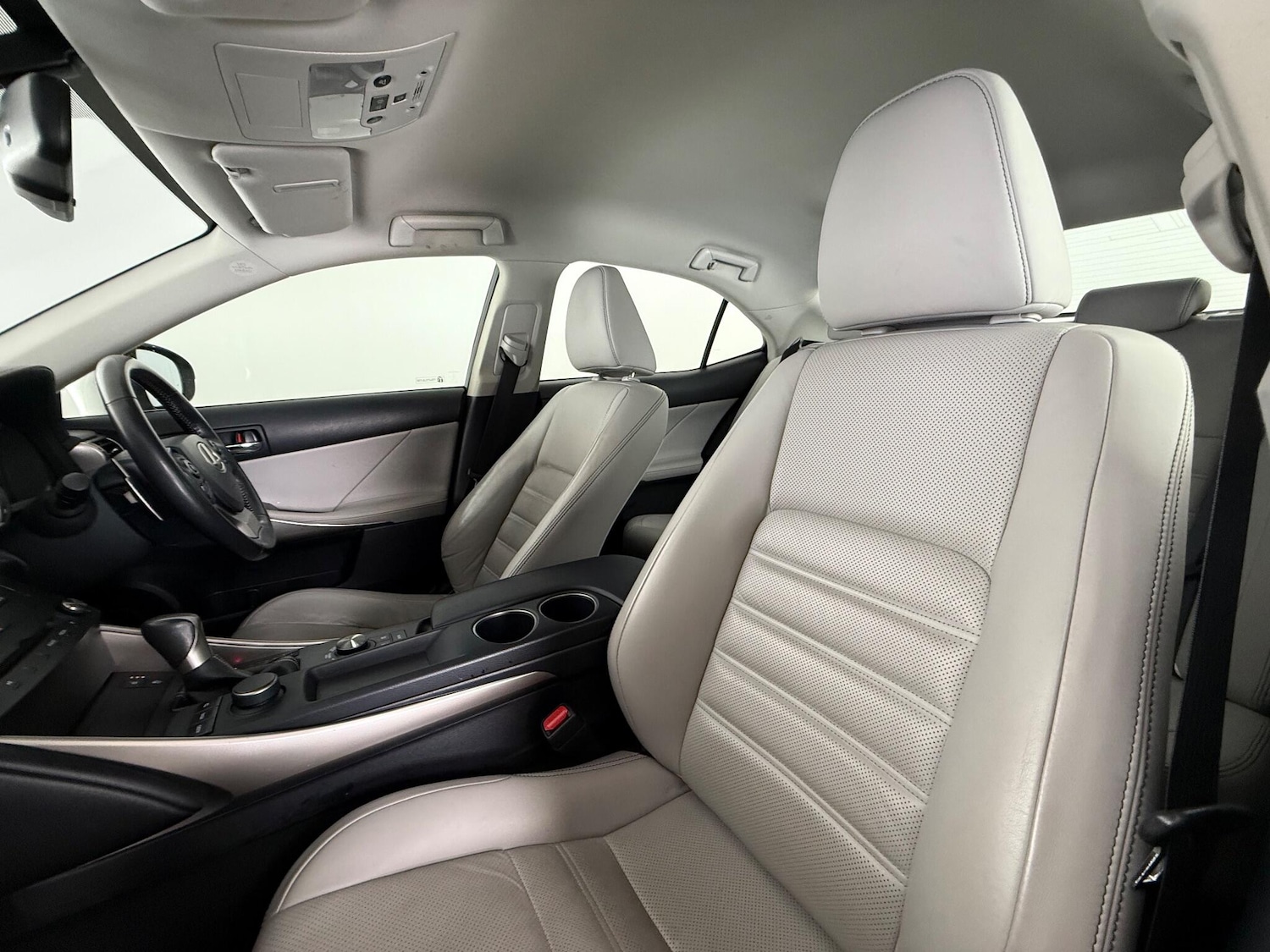 Used Lexus IS 2016 for sale - 77246756: Photo 10