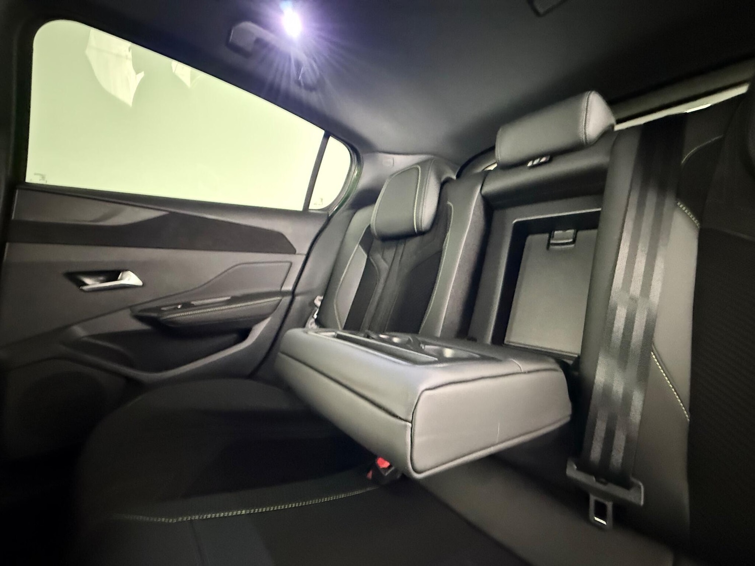 Used Peugeot 308 2023 for sale - 77050106: Photo 19