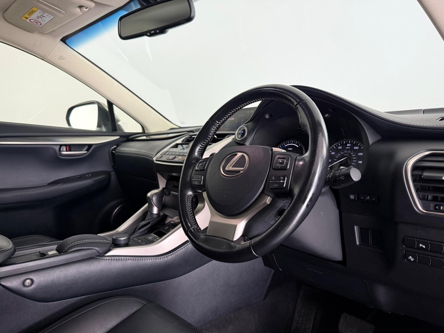 Used Lexus NX 2017 for sale - 77769870: Photo 10