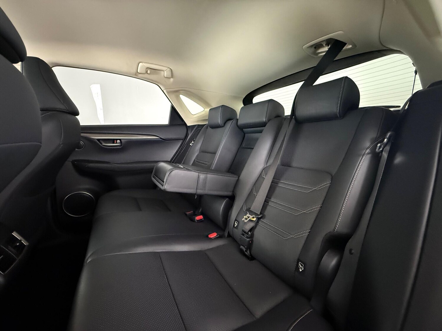 Used Lexus NX 2017 for sale - 77769870: Photo 16