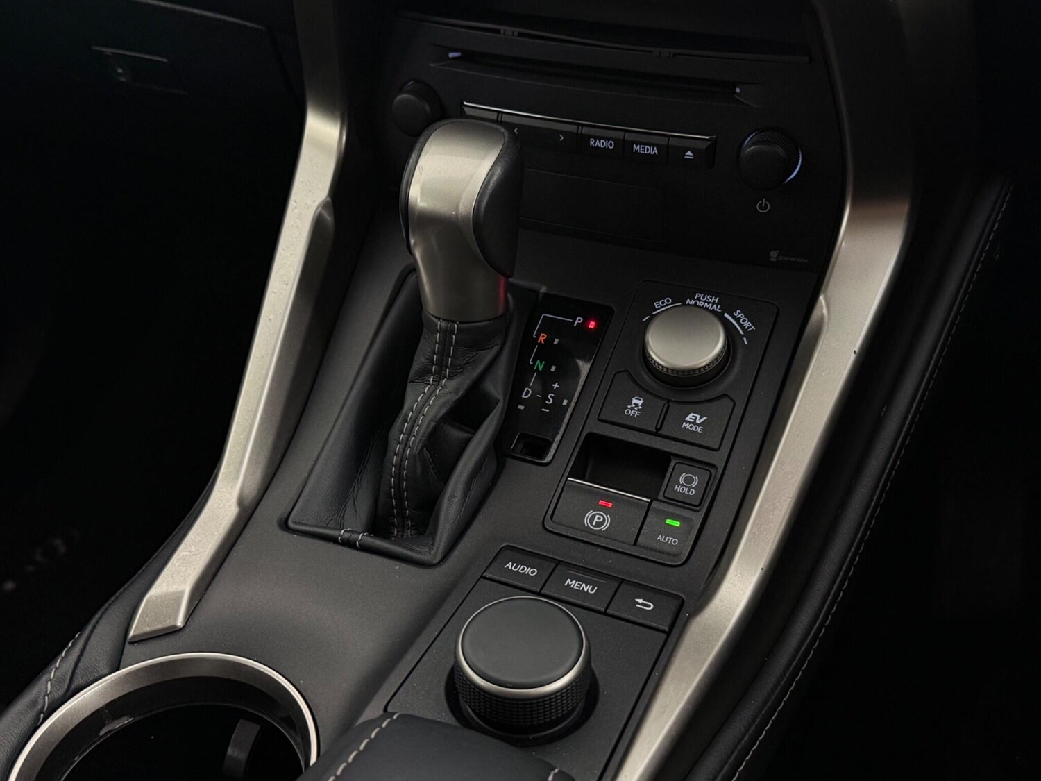 Used Lexus NX 2017 for sale - 77769870: Photo 24