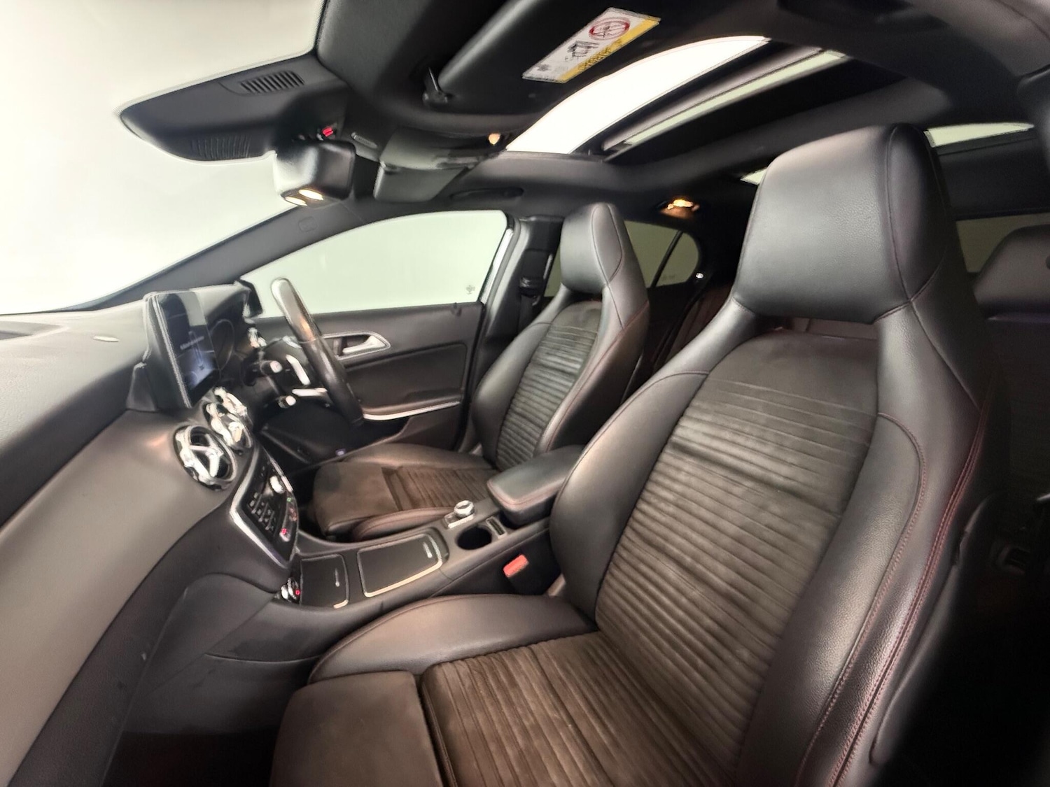 Used Mercedes-Benz GLA 2018 for sale - 77221927: Photo 15