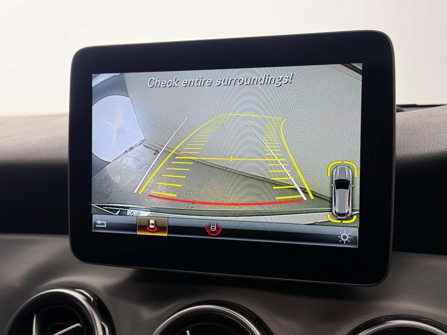 Used Mercedes-Benz GLA 2018 for sale - 77221927: Photo 32