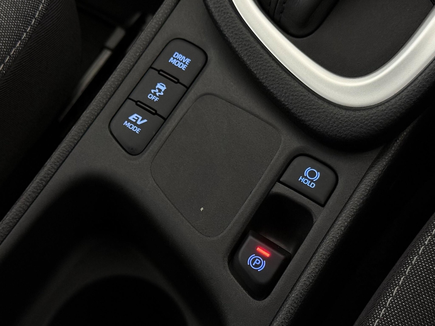 Used Toyota Yaris 2022 for sale - 77246835: Photo 31