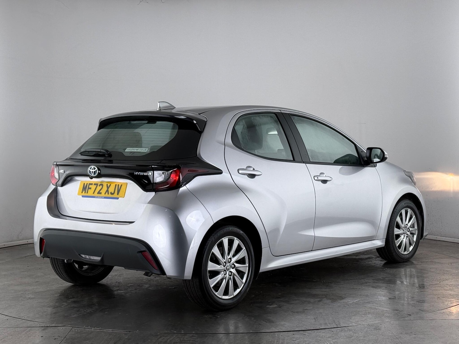 Used Toyota Yaris 2022 for sale - 77246835: Photo 4