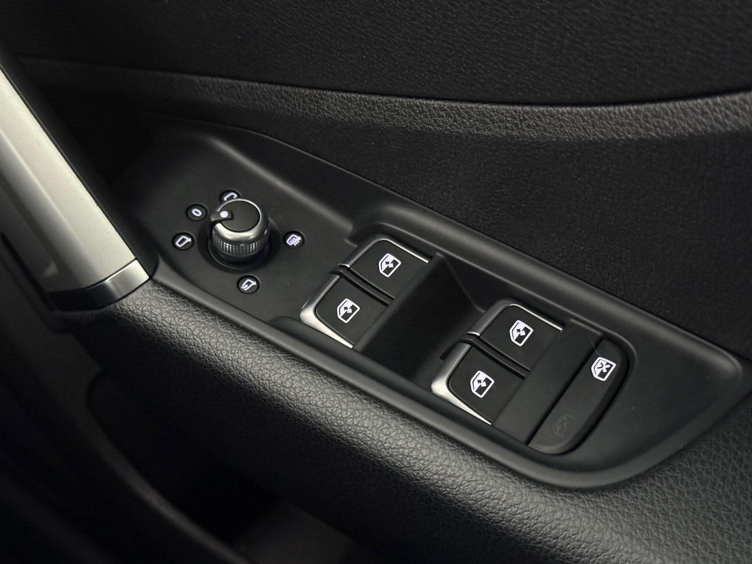 Used Audi Q2 2022 for sale - 76467171: Photo 28