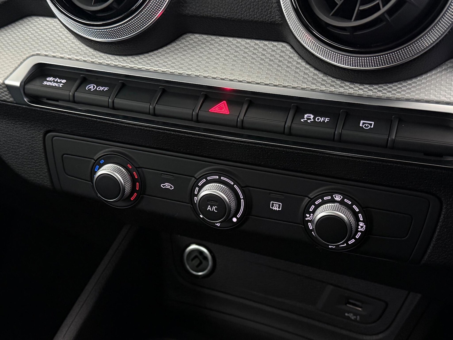 Used Audi Q2 2022 for sale - 76467171: Photo 33