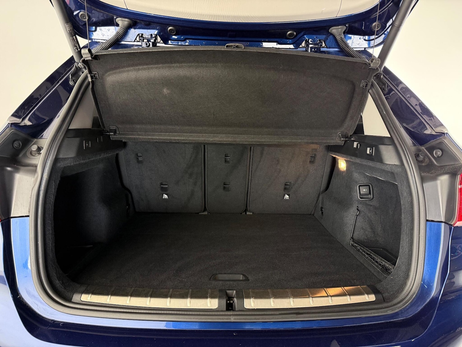 Used BMW X1 2018 for sale - 76467221: Photo 12