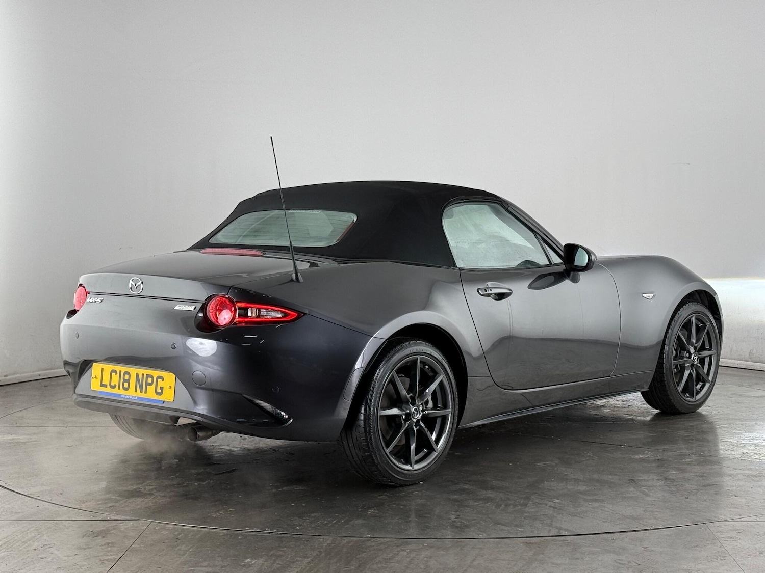 Used Mazda MX-5 2018 for sale - 76772016: Photo 13