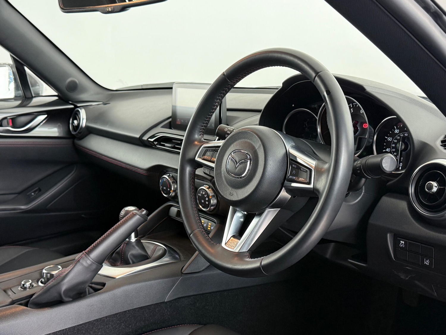 Used Mazda MX-5 2018 for sale - 76772016: Photo 21