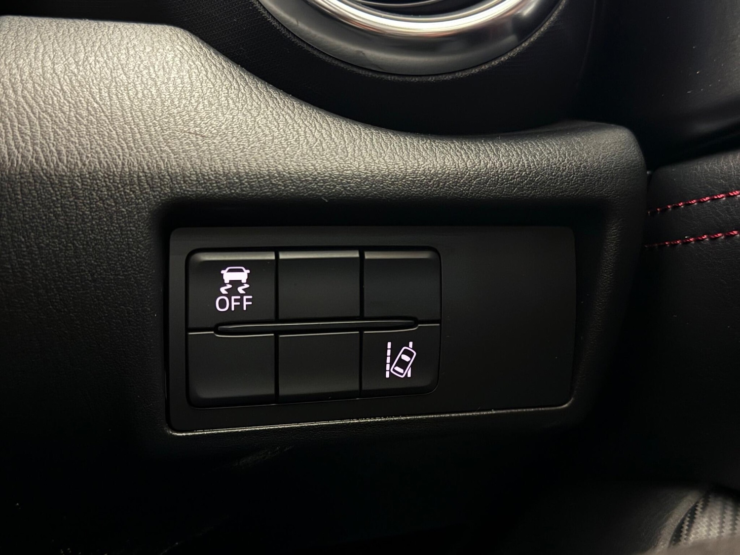 Used Mazda MX-5 2018 for sale - 76772016: Photo 33