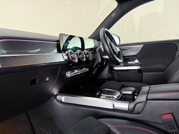 Used Mercedes-Benz GLB 2020 for sale - 79497347: Photo