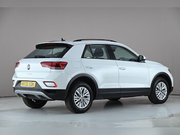 Used Volkswagen T-Roc 2023 for sale - 78171638: Photo