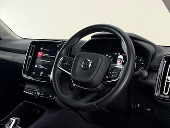 Used Volvo XC40 2020 for sale - 79453919: Photo