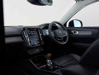 Used Volvo XC40 2020 for sale - 79453919: Photo