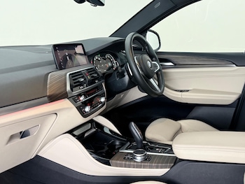 Used BMW X4 2019 for sale - 78871189: Photo