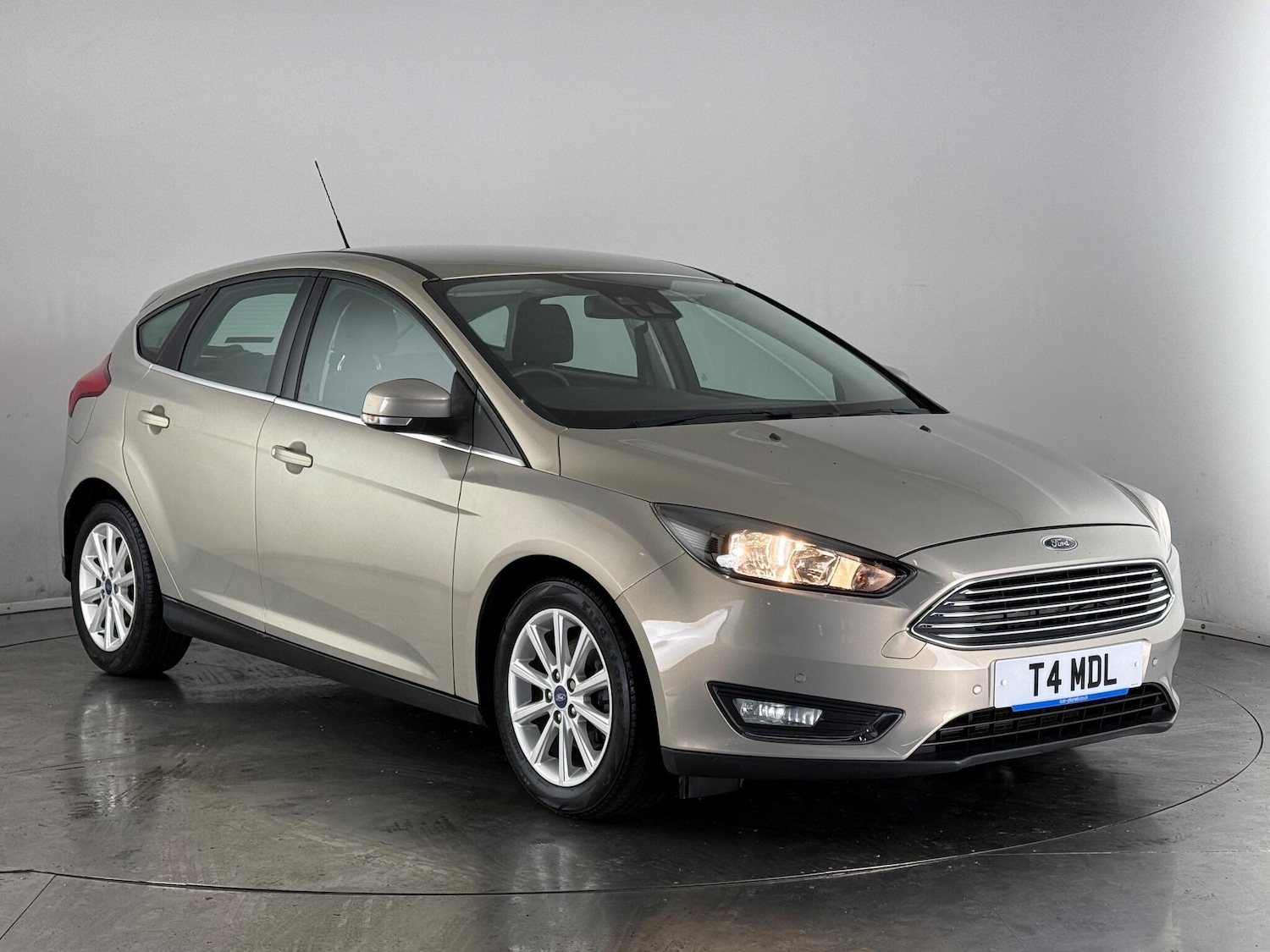 Used Ford Focus for sale - 76728401: Photo 1