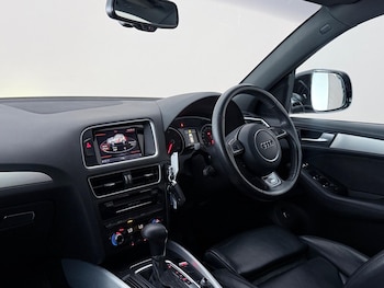 Used Audi Q5 2017 for sale - 79441880: Photo