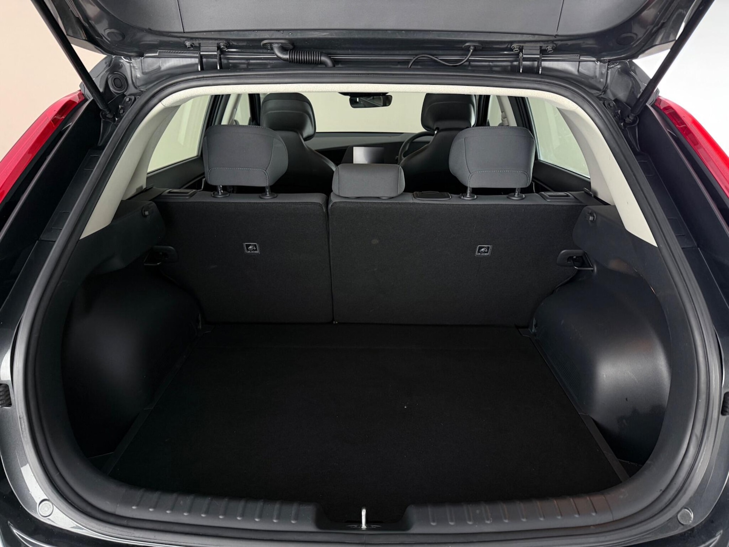 Used Kia Niro 2023 for sale - 78132064: Photo 10