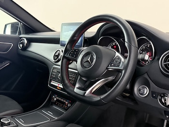 Used Mercedes-Benz GLA 2019 for sale - 78797434: Photo
