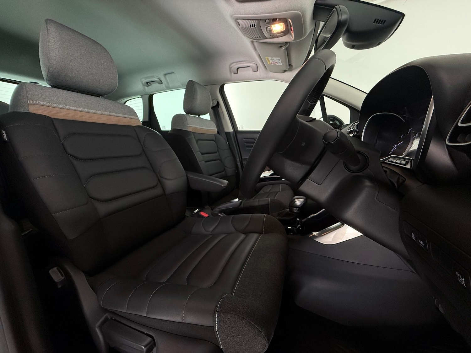 Used Citroen C3 Aircross 2023 for sale - 76466931: Photo 14