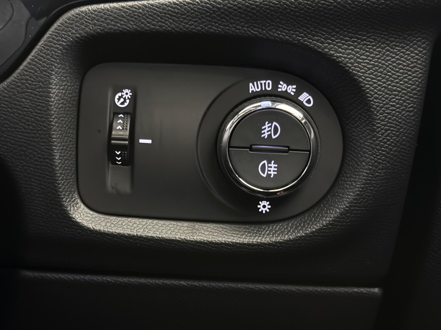 Used Vauxhall Corsa 2022 for sale - 77332147: Photo 33