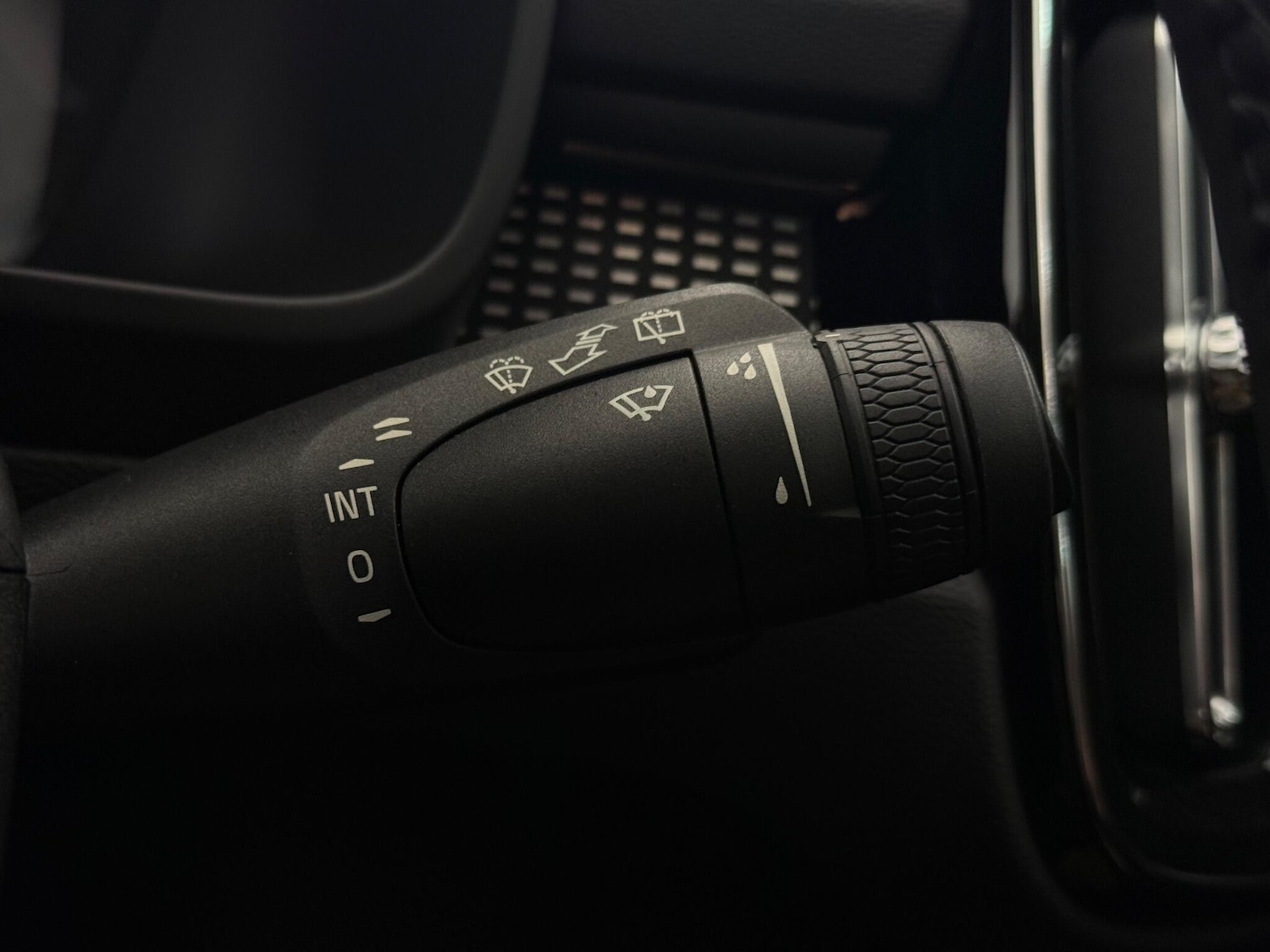 Used Volvo XC40 2022 for sale - 77260071: Photo 24