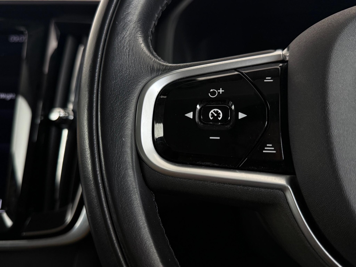 Used Volvo V90 2019 for sale - 76467102: Photo 25