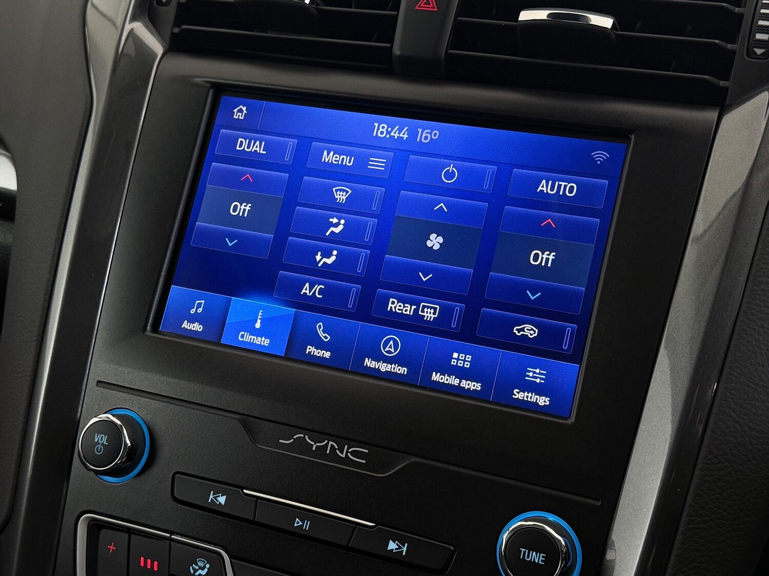 Used Ford Mondeo 2020 for sale - 76467315: Photo 35